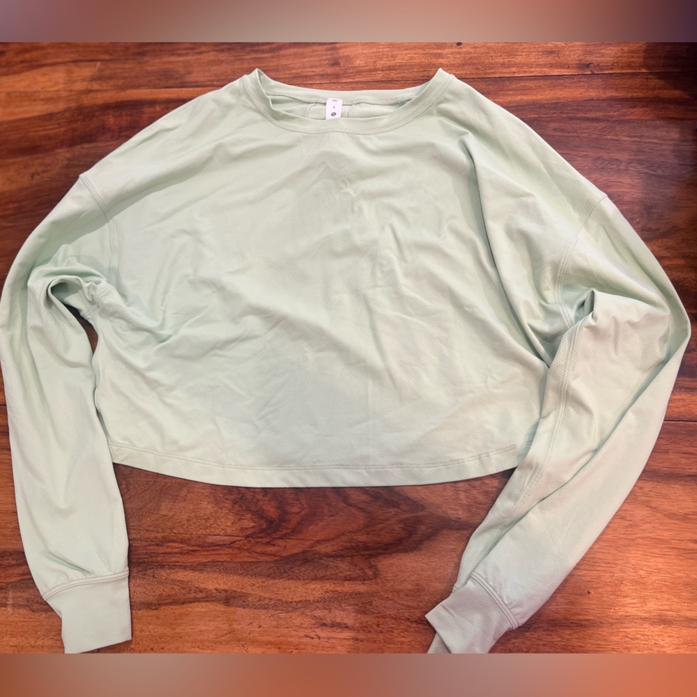 Lululemon light green crop top